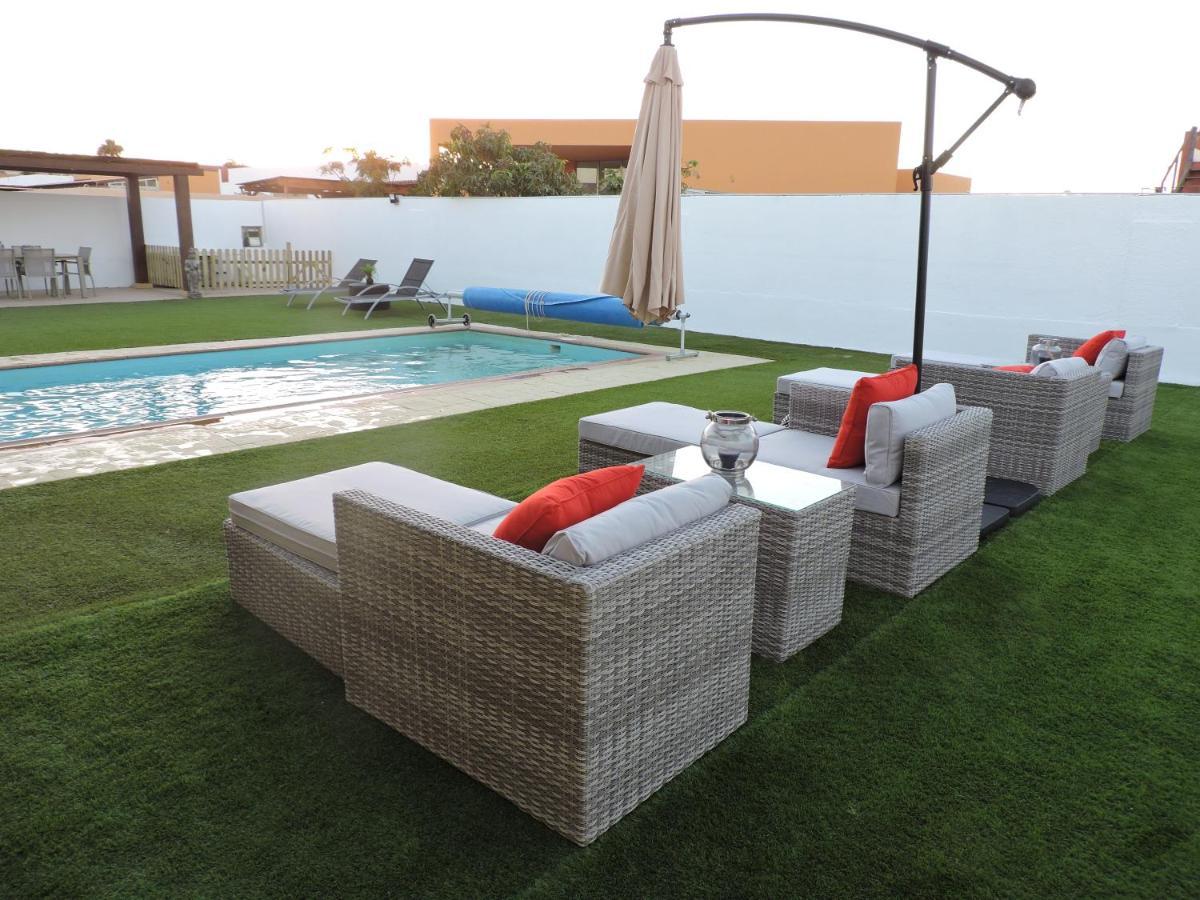 Villa Ventura - Piscina Climatizada & Aire Acondicionado Caleta De Fuste Exterior photo