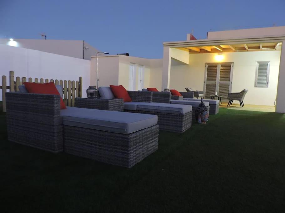 Villa Ventura - Piscina Climatizada & Aire Acondicionado Caleta De Fuste Exterior photo